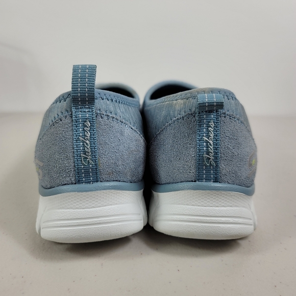 Skechers Woman's Slip On Sz 9.5 blue Squishy insole - Picture 7 of 8